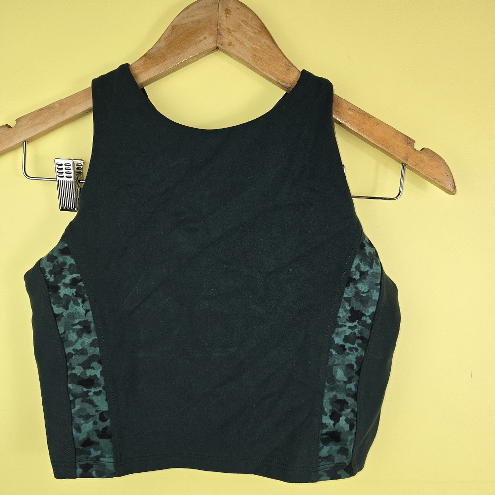 Athleta‎ Conscious Crop Serene in Dark Green Size Small